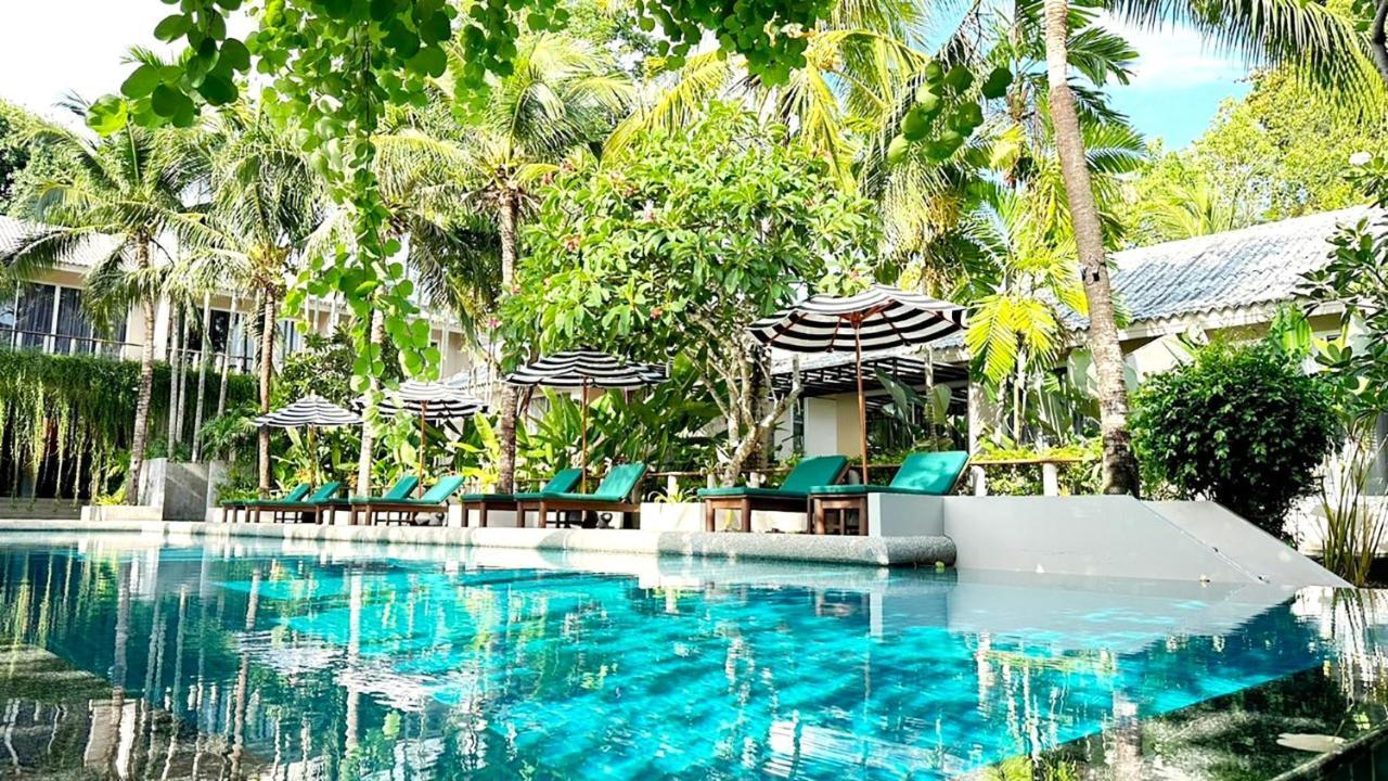 Signature Phuket Resort SHA Plus Chalong Exterior foto
