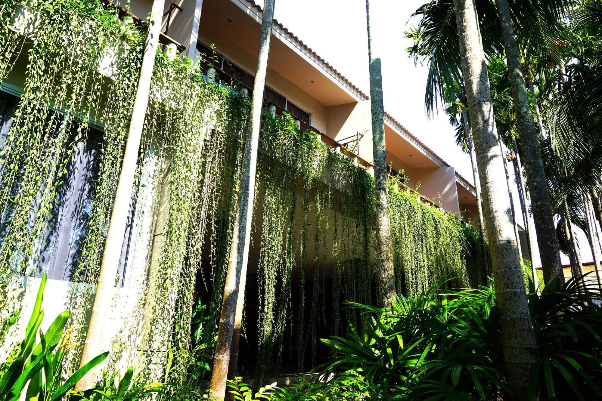 Signature Phuket Resort SHA Plus Chalong Exterior foto